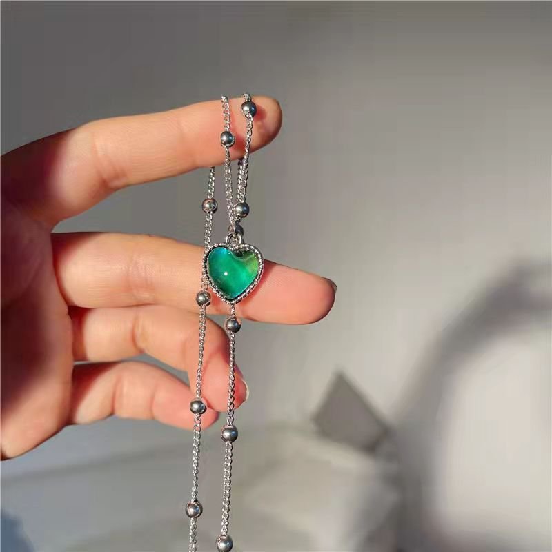 situation — Collar Corazón que Cambia de Color – Gargantilla con Colgante Sensible al Calor