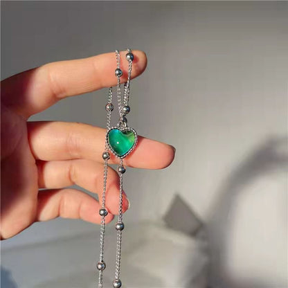situation — Collar Corazón que Cambia de Color – Gargantilla con Colgante Sensible al Calor