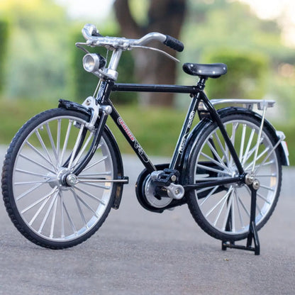 situation — Bicicleta Miniatura de Metal Retro