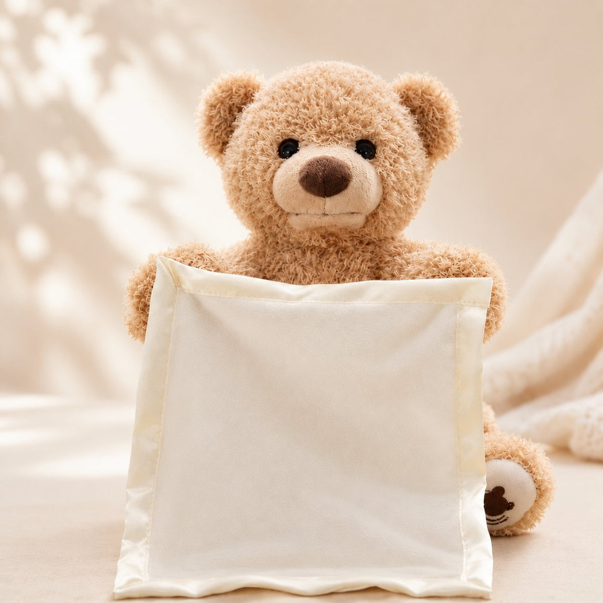 situation — Osito Cucú™ – Peluche interactivo que juega al escondite con tu bebé