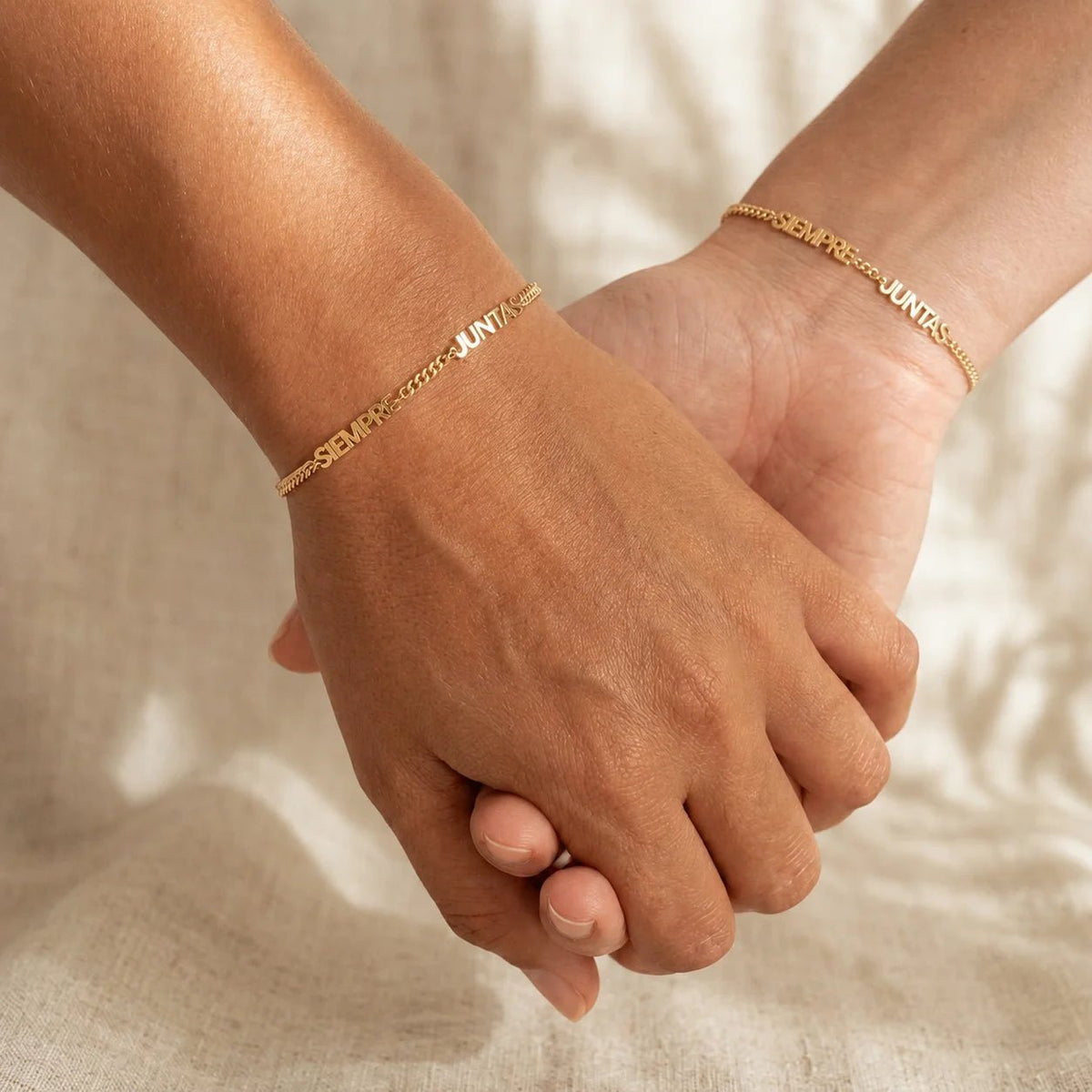 situation — Pulseras «Siempre Juntas» – Dúo de acero inoxidable (2x1)