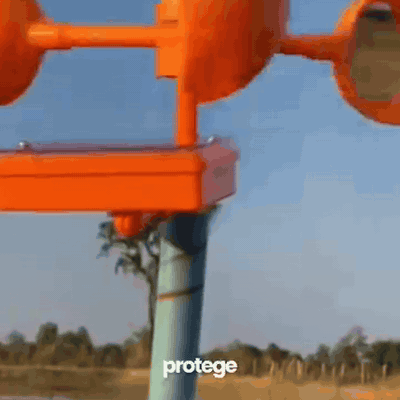gif — SolGiro™ – Espantapájaros solar giratorio 360° con destellos y sonido