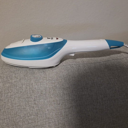 situation — VaporLisa™ – Plancha de Vapor Vertical 4 en 1, Portátil y Sin Tabla