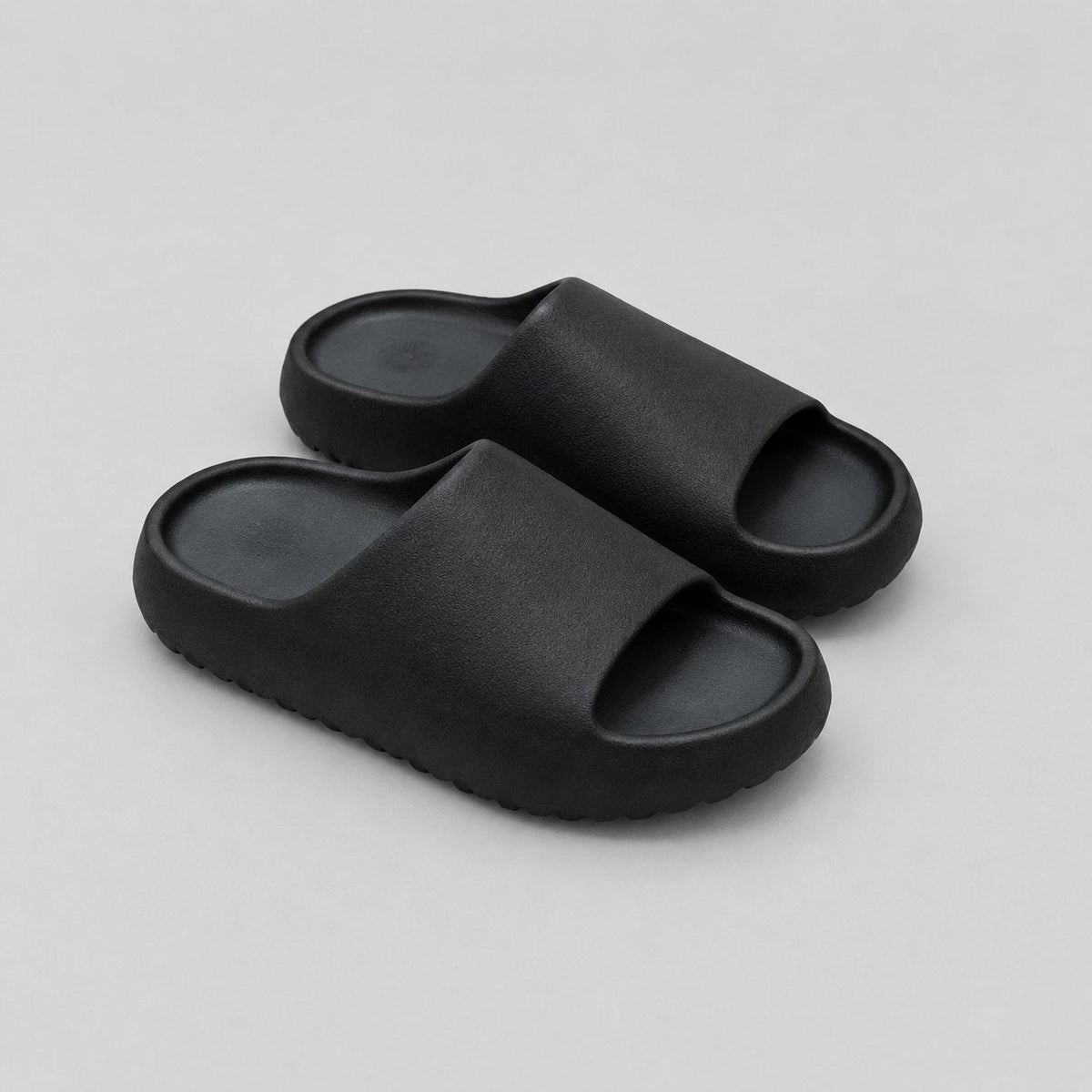 packshot — Chanclas Nube™ – Suela EVA Gruesa y Antideslizante